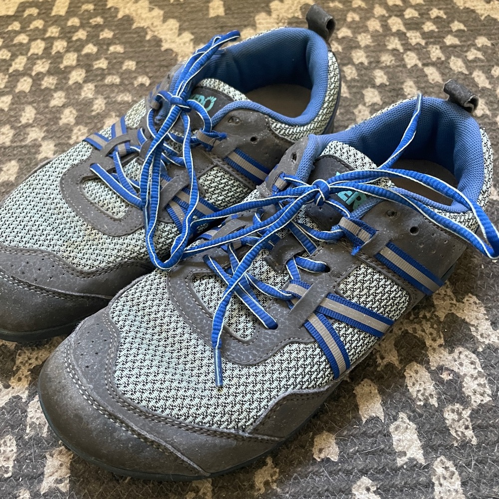 Gently used women’s Xero Prio shoes